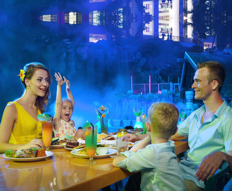 Тумон, Вечернее Шоу с ужином Тихоокеанские Фантазии